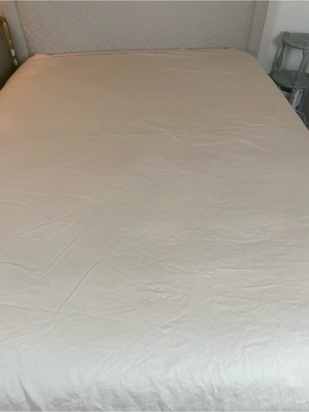 Luxury Cream Sheet Soft Neutral Bedding by Heartland cotton